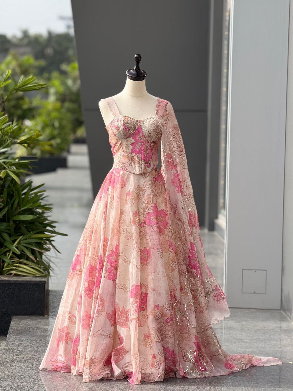 ELEGANT FLORAL PRINT LEHENGA SET