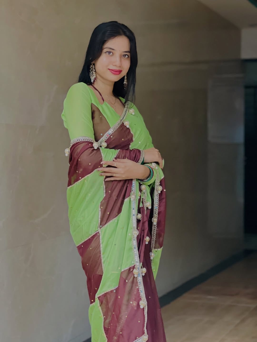 Dual-Tone Premium Georgette Saree — Green & Maroon